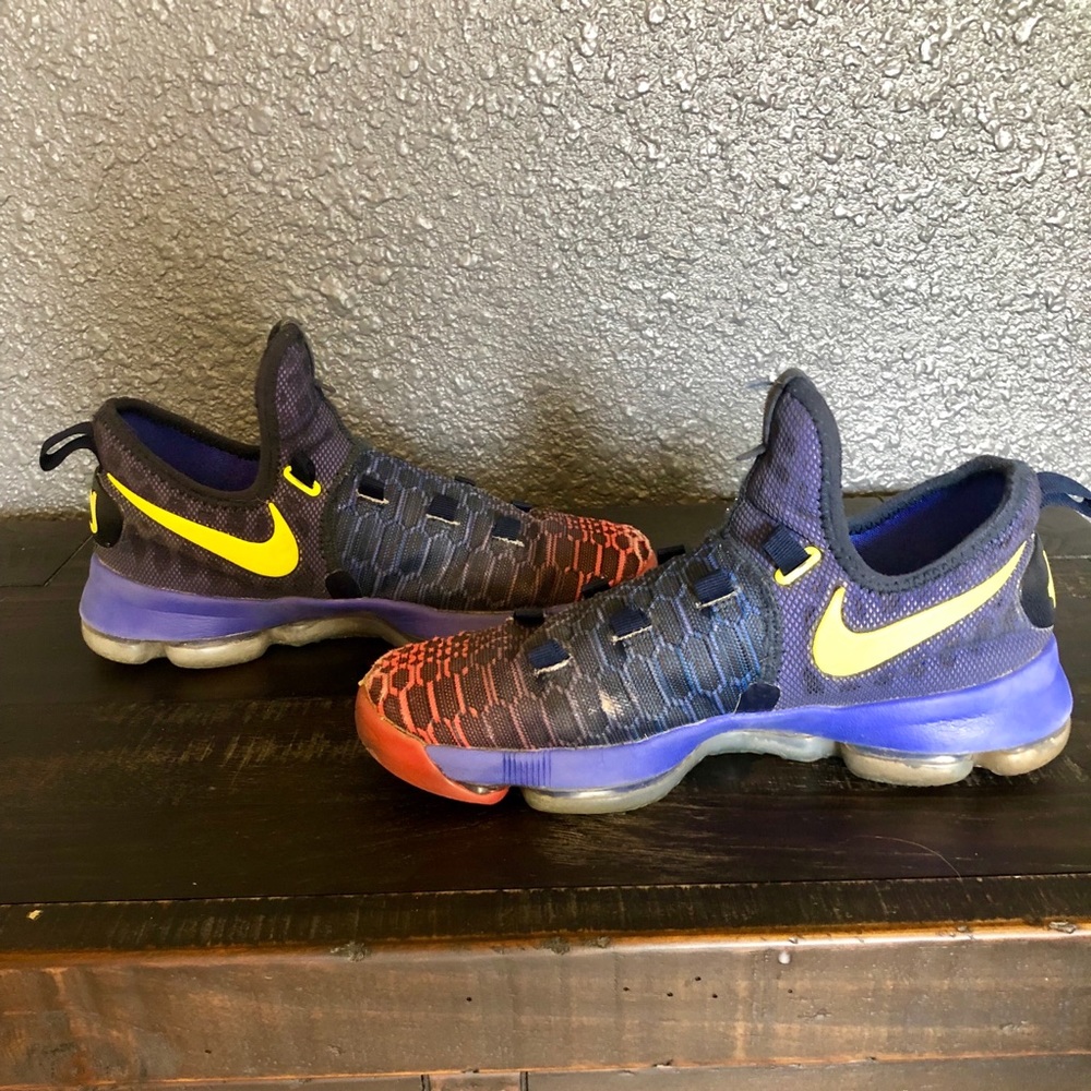 Nike KD 9 athletic shoes